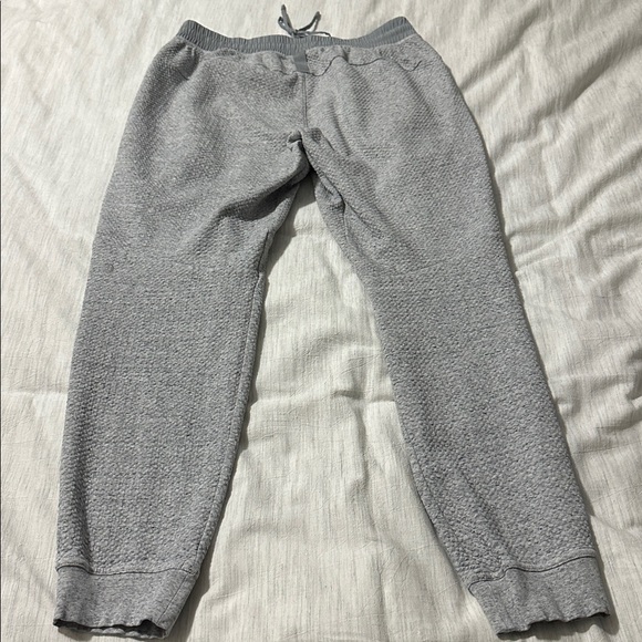 Lululemon At Ease Joggers - Picture 4 of 7